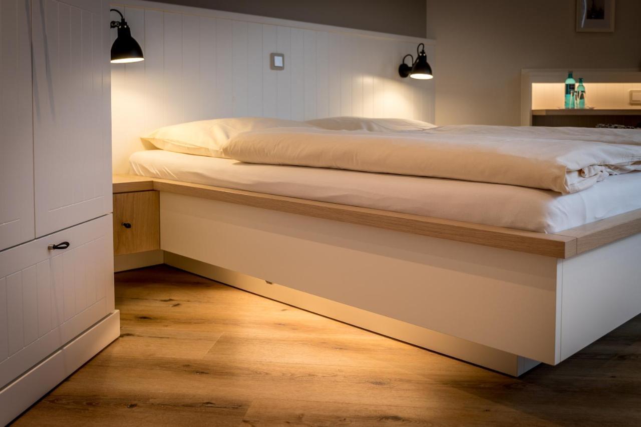 Mingers Hotel Neuharlingersiel Εξωτερικό φωτογραφία